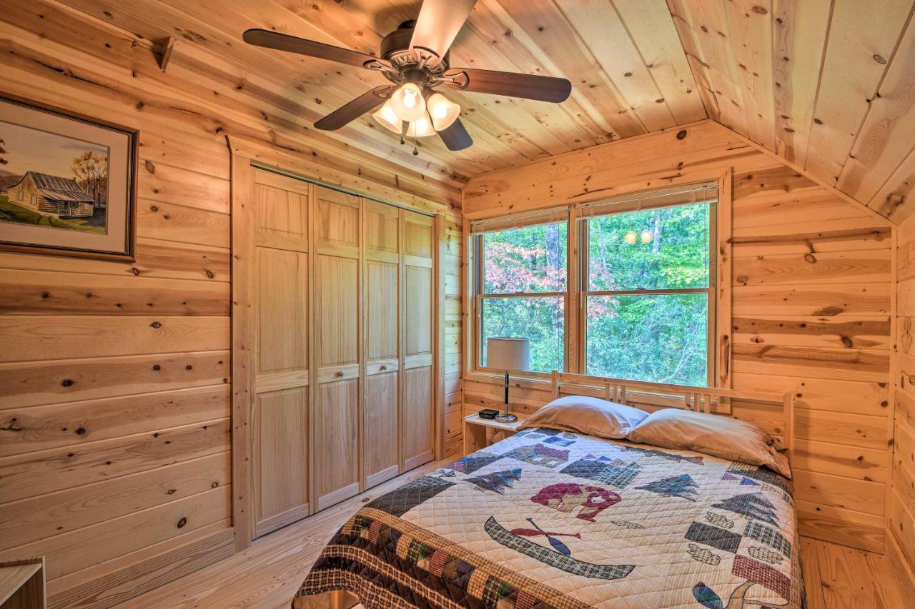 Secluded Cabin With Deck 13 Miles To Downtown Murphy Exterior photo