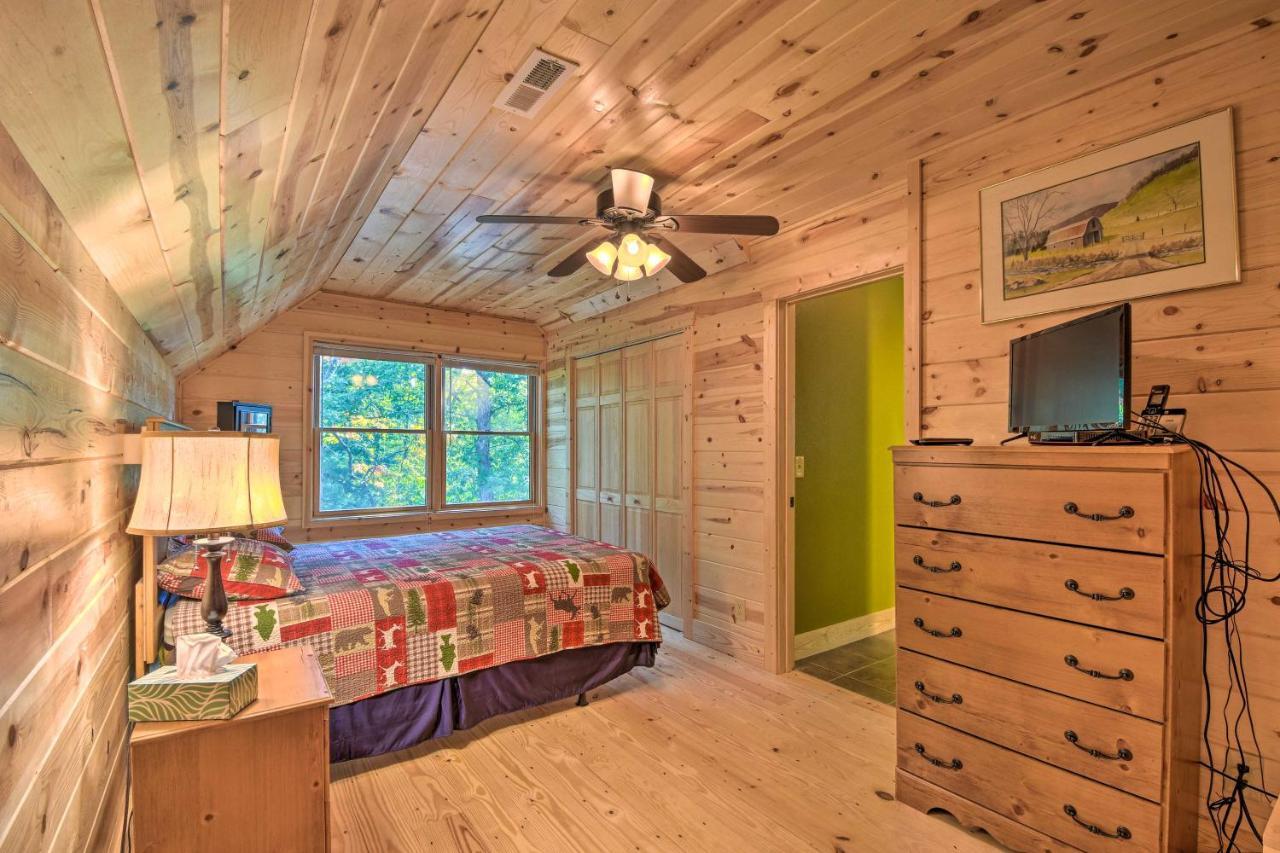 Secluded Cabin With Deck 13 Miles To Downtown Murphy Exterior photo